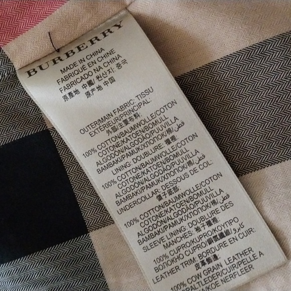 Burberry Black Trench Coat with Check Lining - Picture 10 of 14